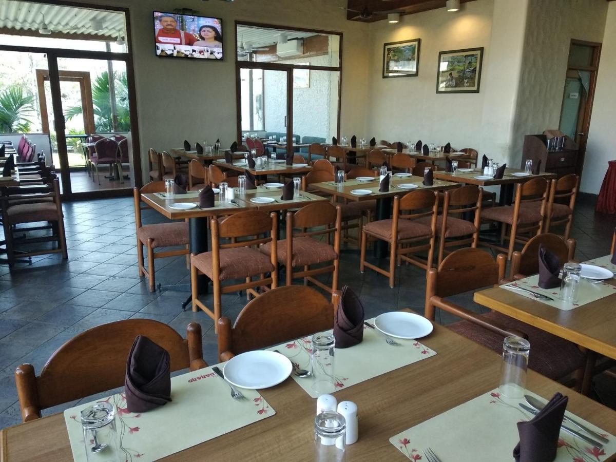 Hotel Sadanand Ankleshwar Bagian luar foto