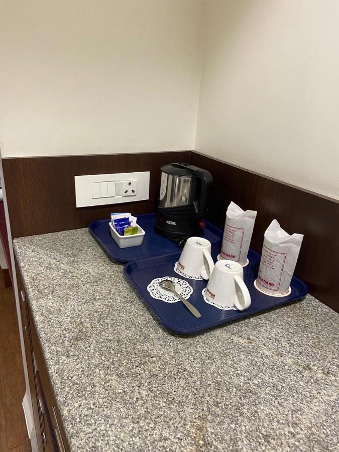 Hotel Sadanand Ankleshwar Bagian luar foto